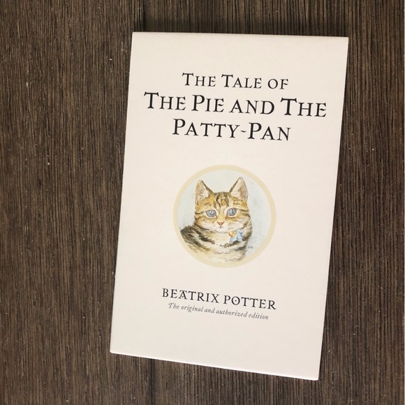 The World of Peter Rabbit Postcards: Book Covers  (Set of 5) - Picture 3 of 7